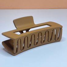 Load image into Gallery viewer, Strong Claw Clips for Thick & Curly Hair